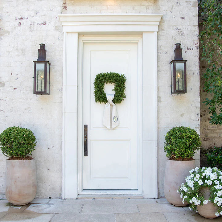 Square Boxwood Wreath - 18"